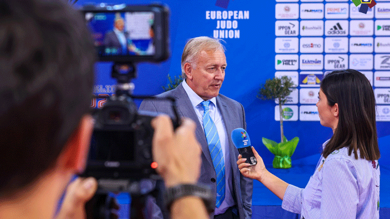 Otto Kneitinger: «Οι Βετεράνοι είναι η καρδιά του τζούντο – Πολύ όμορφο μέρος η Κρήτη – Συγχαρητήρια στην ΕΟΤ για τη διοργάνωση»