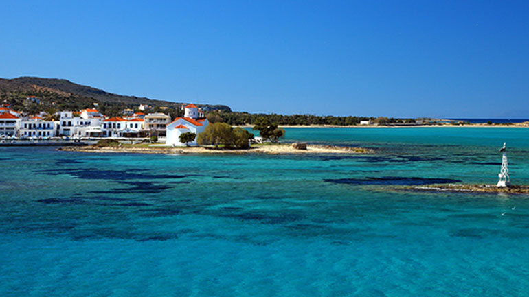 Tην Ελαφόνησο επιλέγουν για διακοπές οι Ιταλοί