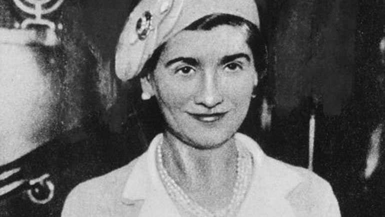 Το Μουσείο «V&A» του Λονδίνου ανοίγει τις πύλες του για την Κοκό Σανέλ