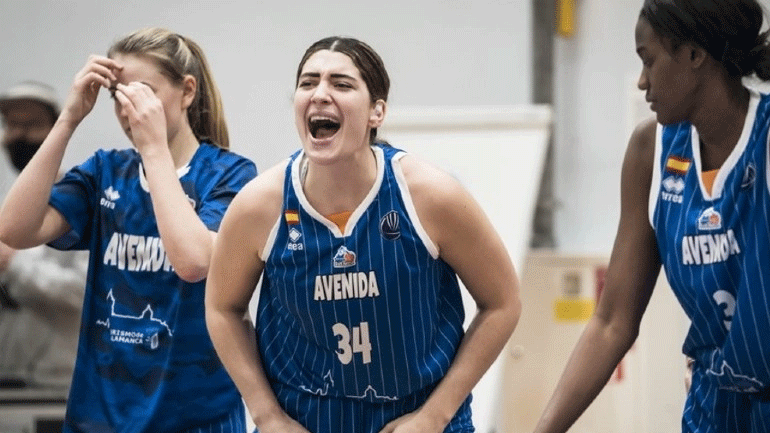 Μπάσκετ: Ανανέωσε με την ισπανική Αβενίδα η Μαριέλλα Φασούλα