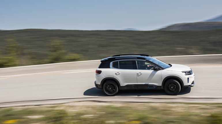 Παρουσιάστηκε η νέα γενιά των SUV της Citroen – Πότε έρχεται στην Ελλάδα το ανανεωμένο C5 AIRCROSS