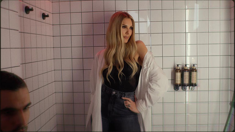 «Ξανά Και Ξανά»: Η Θέλξη επιστρέφει με νέο τραγούδι