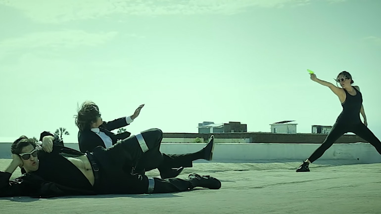 Σκηνή του Matrix με low budget