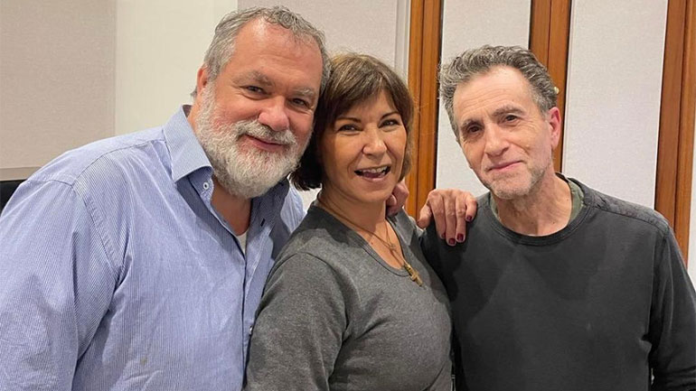 «Αρκεί να πας στους Αρκιούς»: Η ιστορία της δασκάλας και του μοναδικού μαθητή στο νησί έγινε τραγούδι