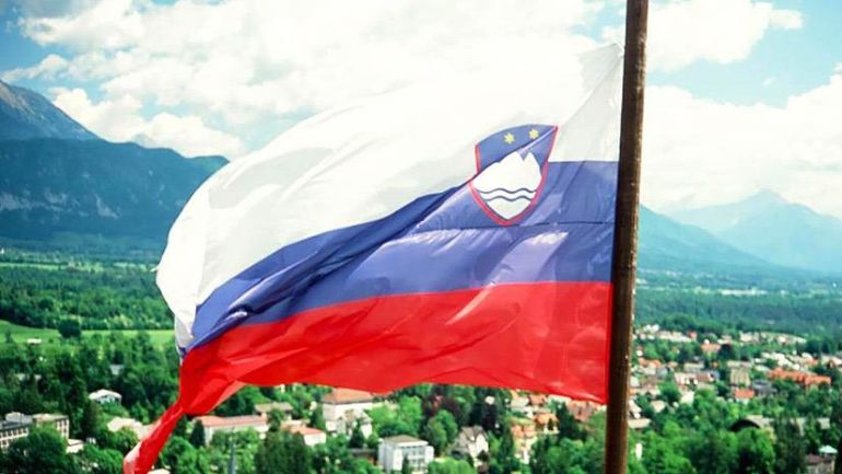 Σλοβενία: Μέχρι το τέλος της χρονιάς θα γκρεμίσει τον φράχτη στα σύνορα με την Κροατία Σλοβενία: Μέχρι το τέλος της χρονιάς θα γκρεμίσει τον φράχτη στα σύνορα με την Κροατία