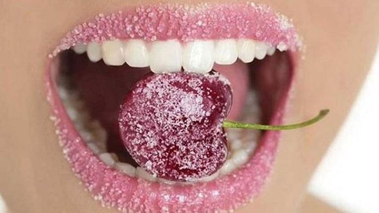 Η υπερκατανάλωση ζάχαρης κάνει κακό στην υγεία