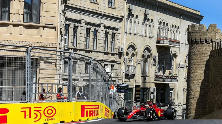 Charles Leclerc και Sergio Perez ταχύτεροι στα δύο πρώτα ελεύθερα δοκιμαστικά