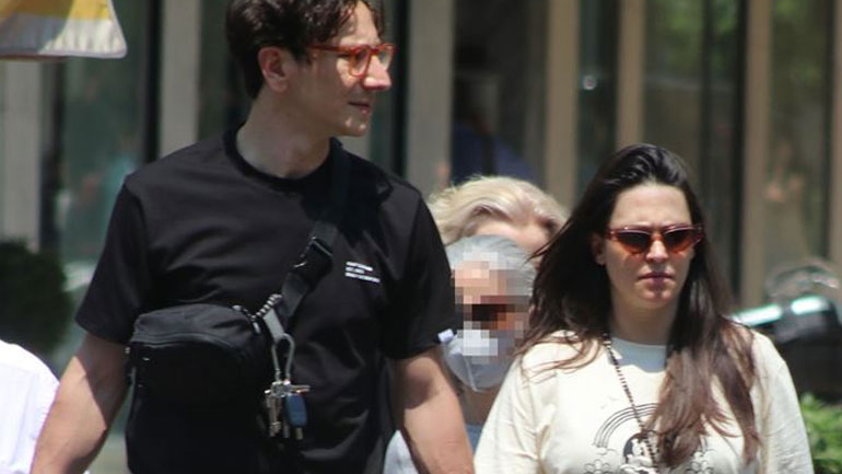 Μαίρη Μηνά & Μιχάλης Σαράντης: Σπάνια δημόσια εμφάνιση για το ερωτευμένο ζευγάρι