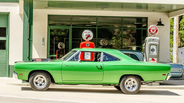 ΗΠΑ: Η μέση τιμή της βενζίνης ξεπέρασε τα 5 δολάρια το γαλόνι