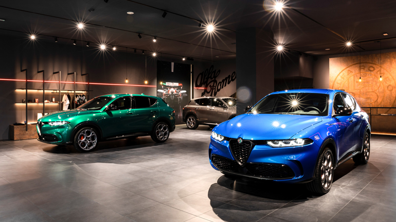 Η Alfa Romeo εγκαινιάζει στο Μιλάνο τη νέα εταιρική της ταυτότητα