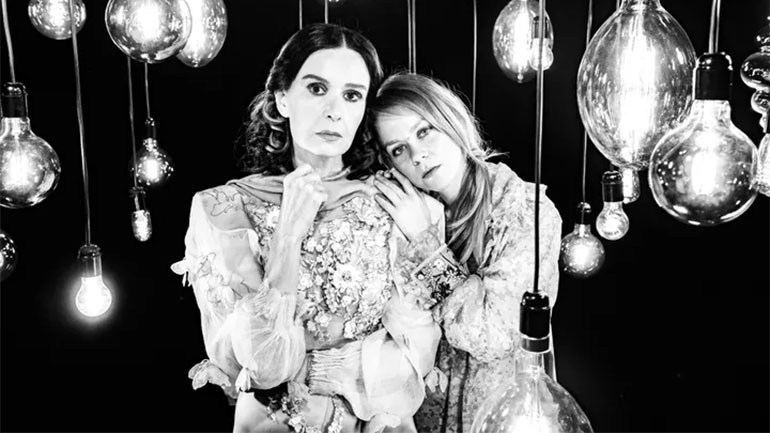 Κάτια Δανδουλάκη και Λένα Παπαληγούρα στον «Γυάλινο Κόσμο»