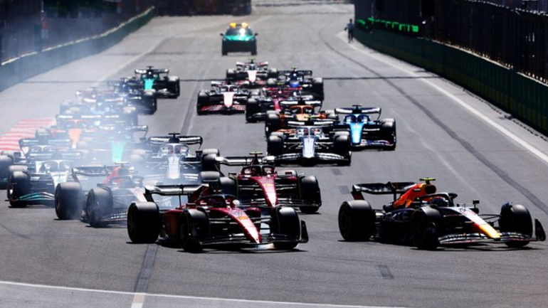 Πάρτι για την Red Bull στο Μπακού μετά τη διπλή εγκατάλειψη της Ferrari