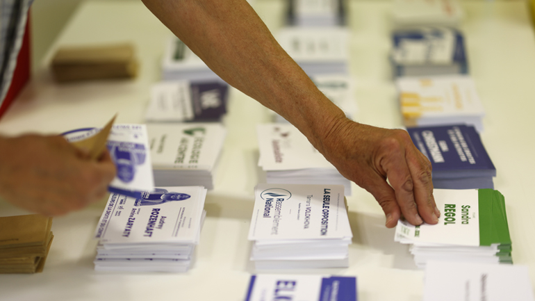 Γαλλία: Με διαφορά στήθους θα προηγηθεί το κόμμα που θα βγει πρώτο στις βουλευτικές εκλογές