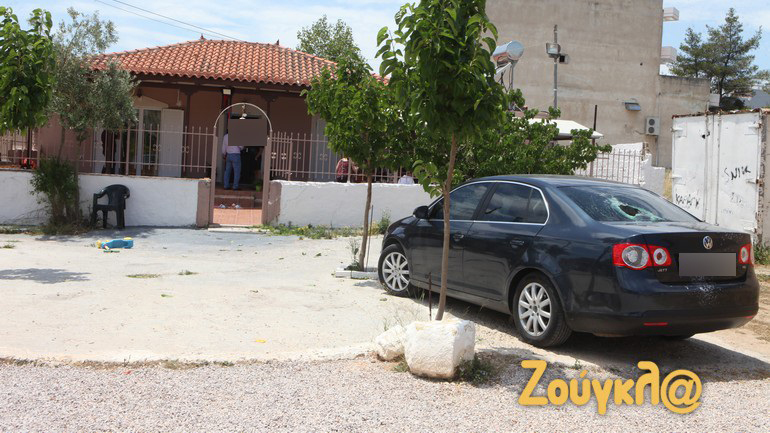 Πυροβολισμοί σε σπίτι στα Άνω Λιόσια-Εντοπίστηκε το αυτοκίνητο των δραστών Πυροβολισμοί σε σπίτι στα Άνω Λιόσια-Εντοπίστηκε το αυτοκίνητο των δραστών