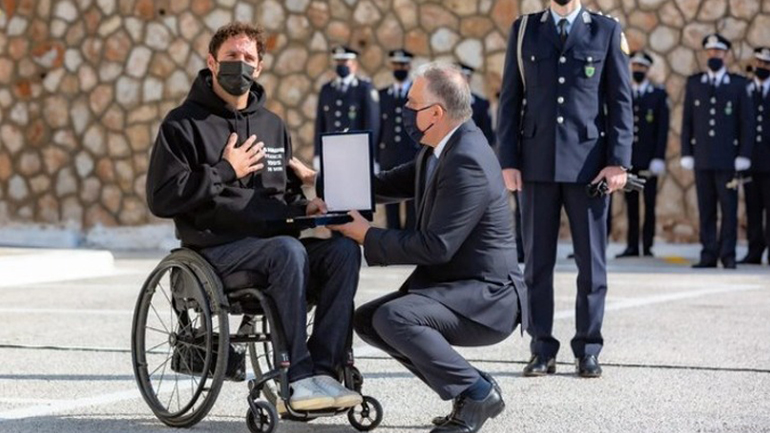 Συγχαρητήρια από Μητσοτάκη και Θεοδωρικάκο στον Αντ. Τσαπατάκη για το χρυσό μετάλλιο