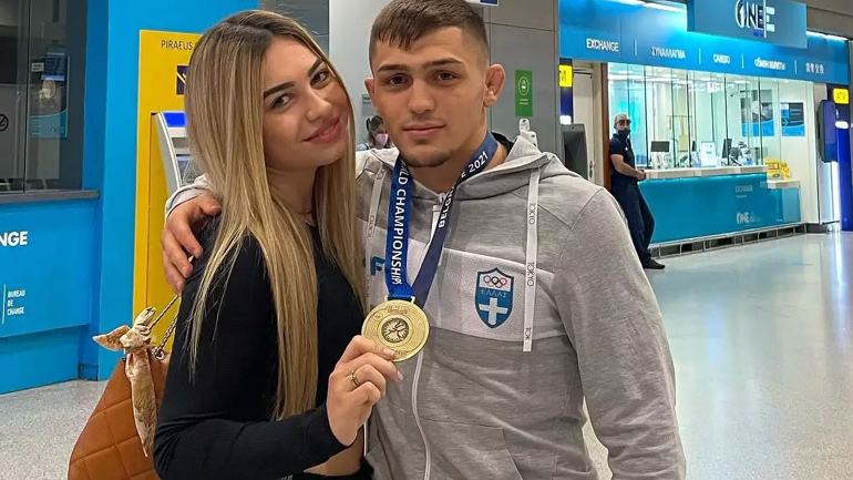 Γιώργος Πιλίδης: Απόδραση με τη σύντροφο του μετά τον αποκλεισμό του από τους Μεσογειακούς αγώνες Γιώργος Πιλίδης: Απόδραση με τη σύντροφο του μετά τον αποκλεισμό του από τους Μεσογειακούς αγώνες