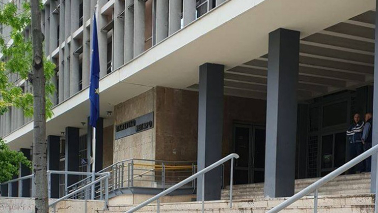 Ένας 90χρονος μήνυσε την 89χρονη σύζυγό του για σωματικές βλάβες – Αφέθηκε ελεύθερη η ηλικιωμένη