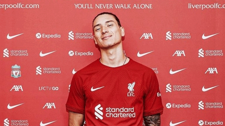 Η Λίβερπουλ ανακοίνωσε τον Νούνιες