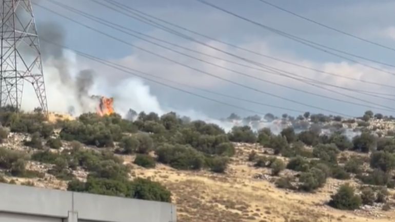 Πυρκαγιά σε δασική έκταση στον Ασπρόπυργο Αττικής