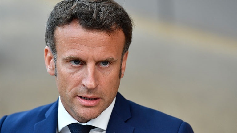 Μακρόν: Η Ουκρανία θα πρέπει να συνομιλήσει με τη Ρωσία κάποια στιγμή