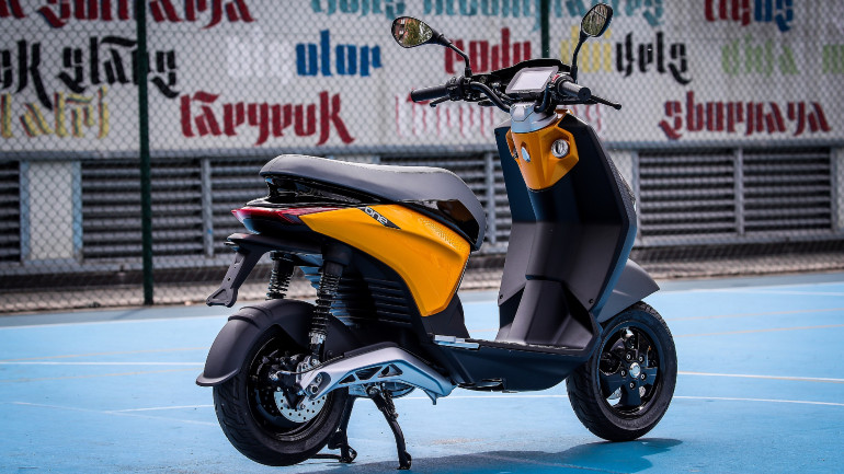 Το νεανικό Piaggio 1 Active.