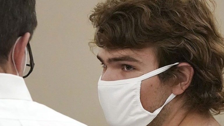 ΗΠΑ: Για ρατσιστικό έγκλημα κατηγορείται ο 18χρονος μακελάρης στο Μπάφαλο