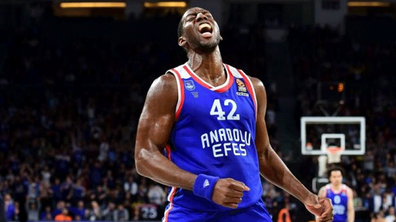 Euroleague: Γι’ ακόμη ένα χρόνο στην Αναντολού Εφές ο Ντάνστον