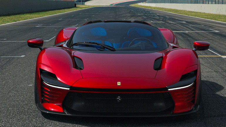 Η Ferrari θα παρουσιάσει 15 νέα μοντέλα μέχρι το 2026. Πρώτη η Purosangue το Σεπτέμβριο