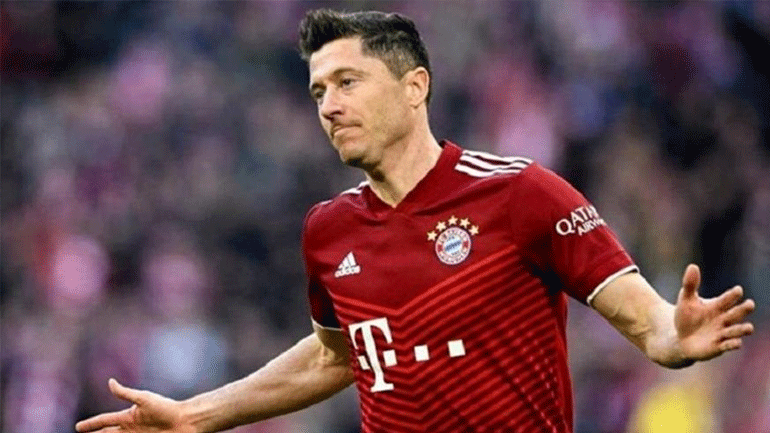 Η Μπαρτσελόνα περιμένει να τελειώσει του Μανέ στην Μπάγερν για να κάνει τελική πρόταση για Λεβαντόφσκι