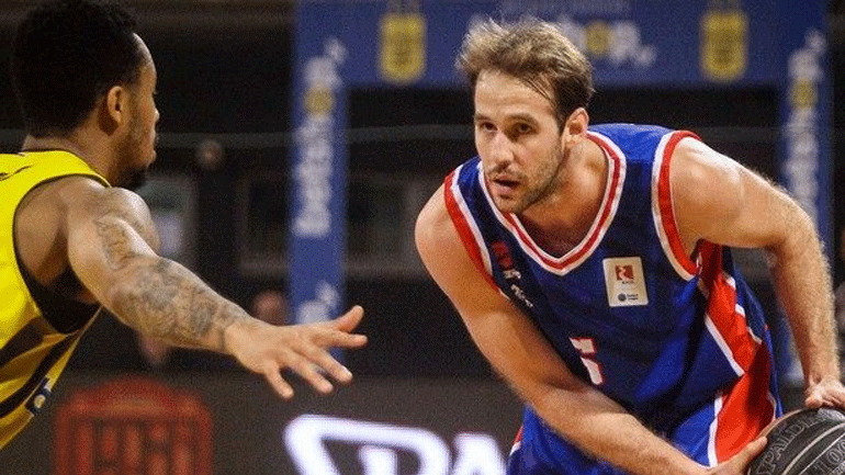 Μπάσκετ: Επέστρεψε στον Πανιώνιο ο Δημήτρης Βεργίνης