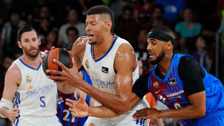 Πρωταθλήτρια η Ρεάλ Μαδρίτης, 81-74 τη Μπαρτσελόνα