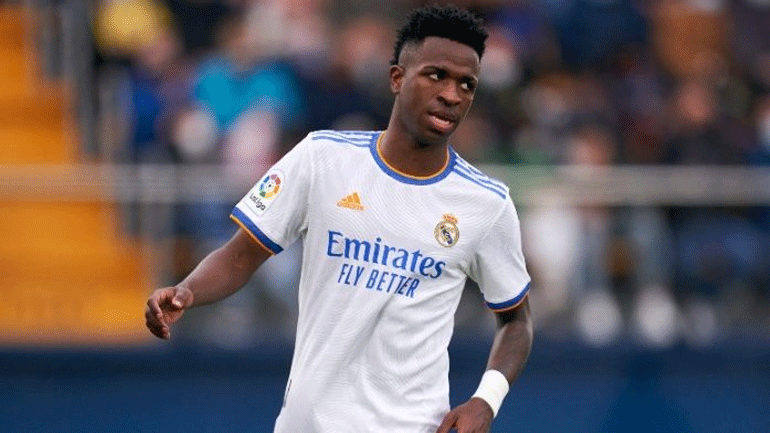 Η Παρί ζήτησε από τον Βινίσιους να μην ανανεώσει το συμβόλαιό του με τη Ρεάλ