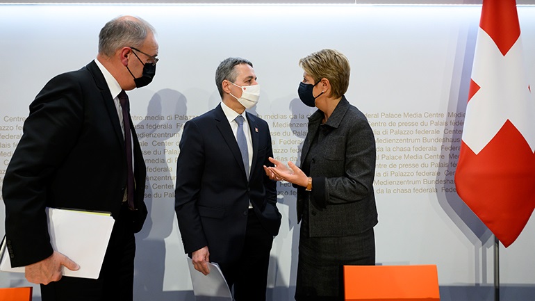 Η Ελβετία προβλέπει μια μακρά και πολύπλοκη ανοικοδόμηση της Ουκρανίας