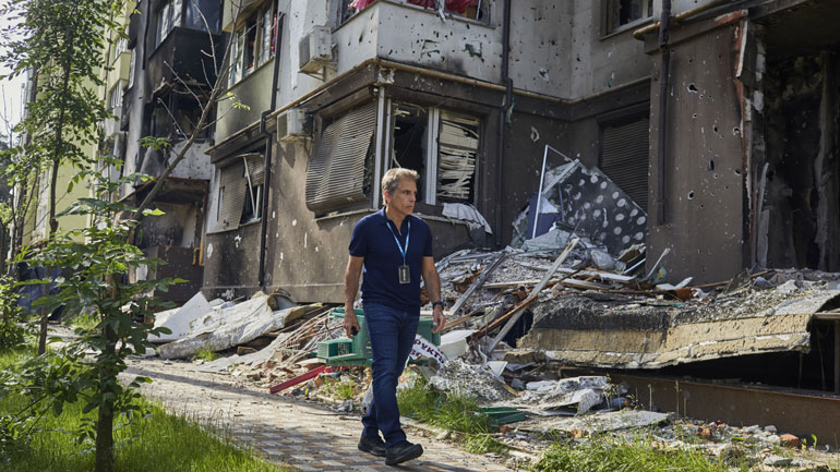 Στο πλευρό των Ουκρανών προσφύγων ο Αμερικανός ηθοποιός Μπεν Στίλερ