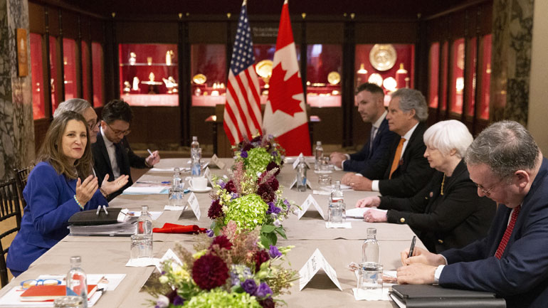 Τζάνετ Γέλεν: Οι ΗΠΑ σε συνομιλίες με τους συμμάχους τους για πλαφόν στην τιμή του ρωσικού πετρελαίου