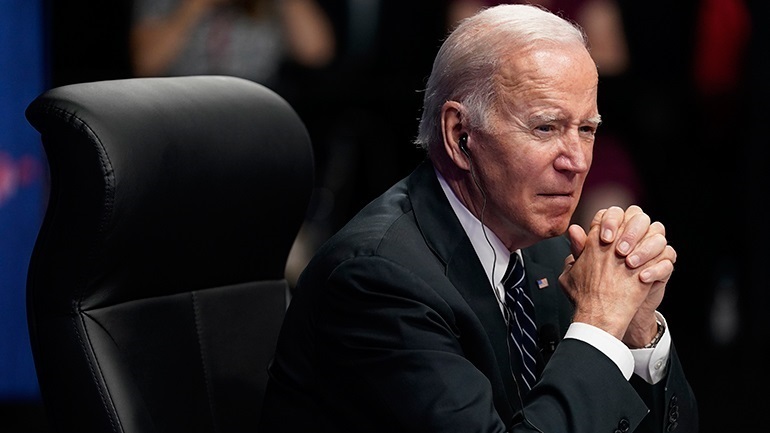 Τηλεφωνική επικοινωνία Μπάιντεν με τον εκλεγμένο πρόεδρο της Κολομβίας