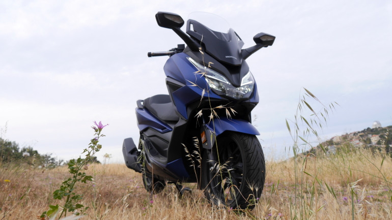 LED φωτιστικά σώματα και εξαιρετική ποιότητα κατασκευής.