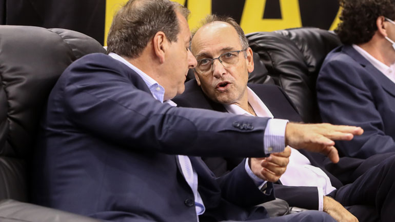 ΑΕΚ για Λιόλιο: «Ποιος ξεφτιλίζει τη χώρα; Απαιτούμε σεβασμό»