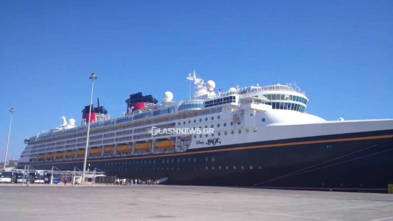 Χανιά: Στο λιμάνι της Σούδας κρουαζιερόπλοιο της Disney Cruise Line