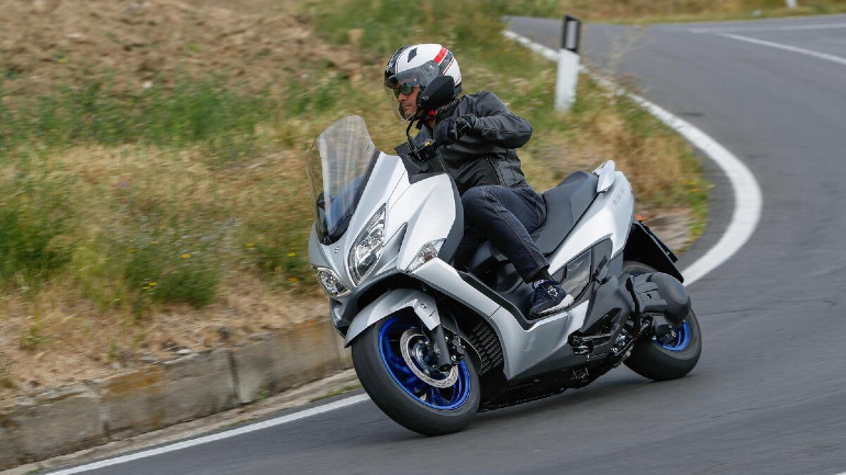 Ίσως, σε δεύτερη φάση να δούμε ένα πιο ισχυρό ηλεκτρικό Burgman, αντίπαλο του BMW CE-04.