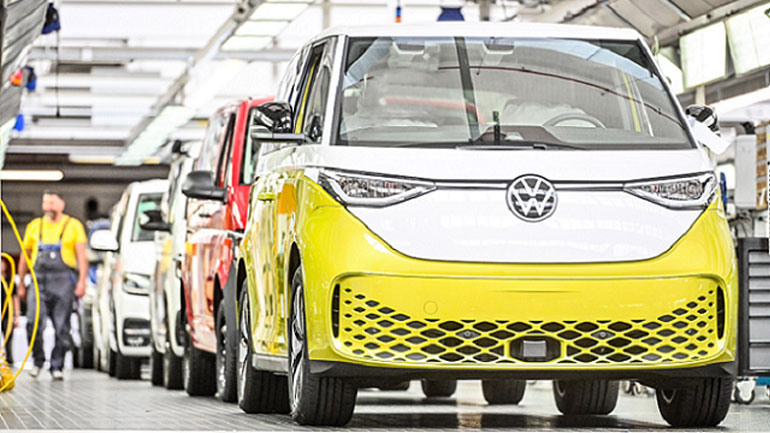 Η στρατηγική GRIP 2030 της VW έχει στόχο τα 900 οχήματα ημερησίως