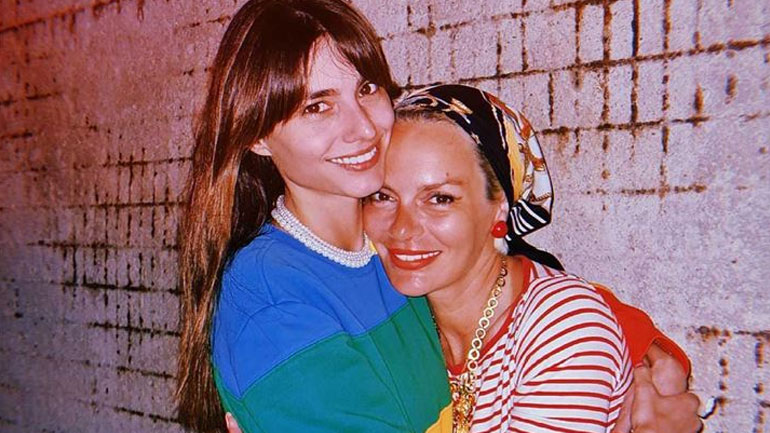 Παπαγεωργίου – Χριστοπούλου: Κόβουν την ανάσα με τα καλλίγραμμα κορμιά τους στην παραλία!