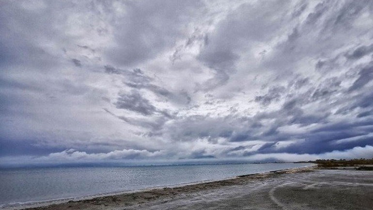 Καιρός: Τοπικές βροχές και σποραδικές καταιγίδες αναμένονται στα βόρεια την Τετάρτη