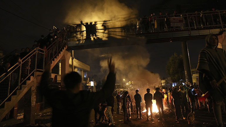 Διαδηλώσεις στον Ισημερινό: Eπεισόδια στο κοινοβούλιο – 6 νεκροί σε 11 ήμερες κινητοποιήσεων