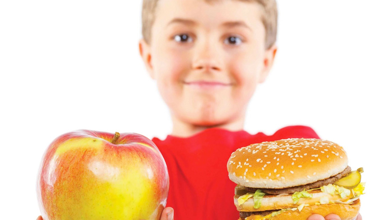 Από νηπιακή ηλικία στον διατροφολόγο λόγω παχυσαρκίας τα παιδιά