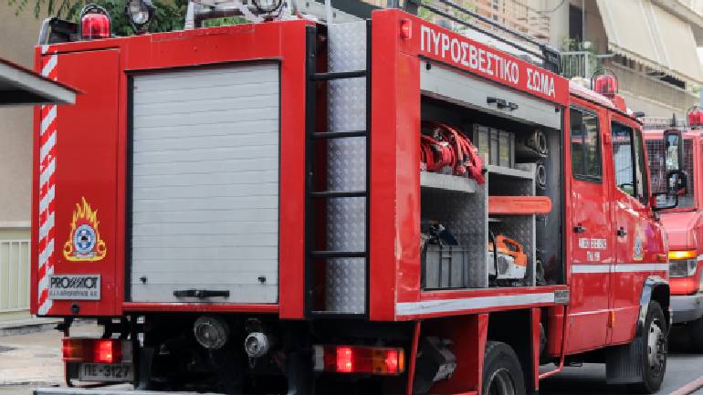 Νεκρός άνδρας πάνω σε δέντρο στο Ηράκλειο Αττικής