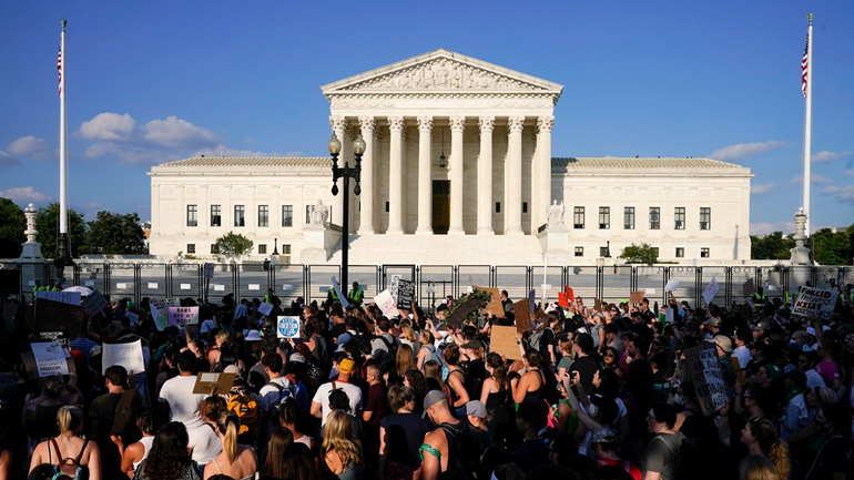 Οι ατομικές ελευθερίες στο στόχαστρο των συντηρητικών δικαστών στις ΗΠΑ