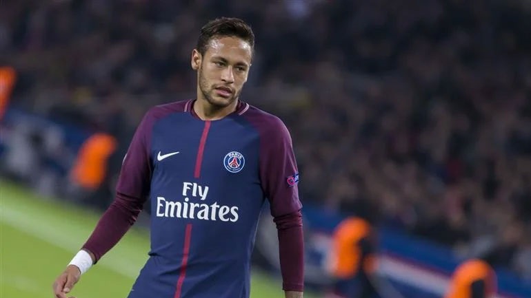 Σκέψεις αποχώρησης του Νεϊμάρ από την Παρί Σεν Ζερμέν