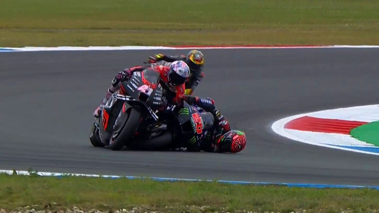 Η στιγμή της πτώσης του Quartararo.