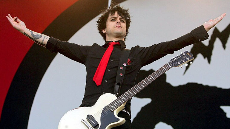 Billie Joe Armstrong: «Fuck America!» – Ο frontman των Green Day απαρνιέται την υπηκοότητά του